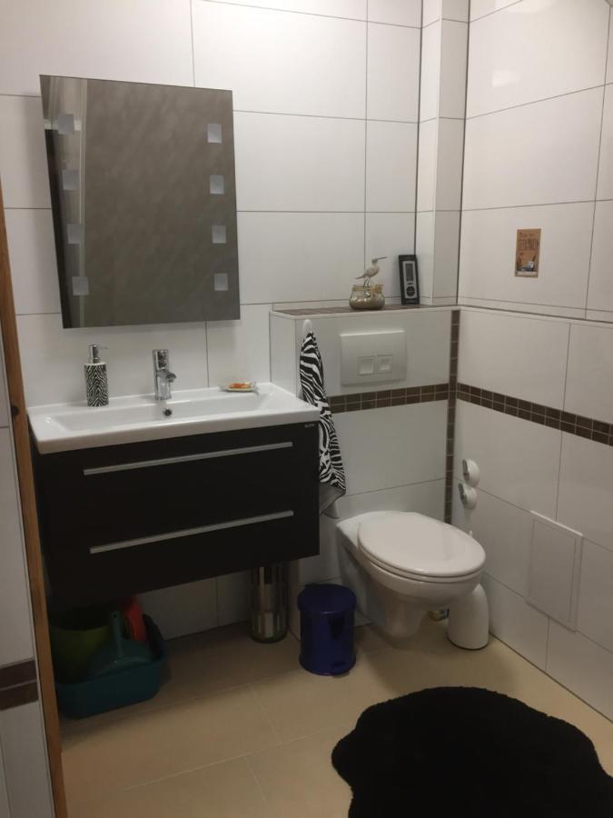 Apartmán Unter Dem Dach Mit Parkplatz BRE Exteriér fotografie